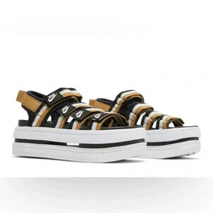 Nike Women’s Icon Classic Platform Sandals Black/Metallic Gold